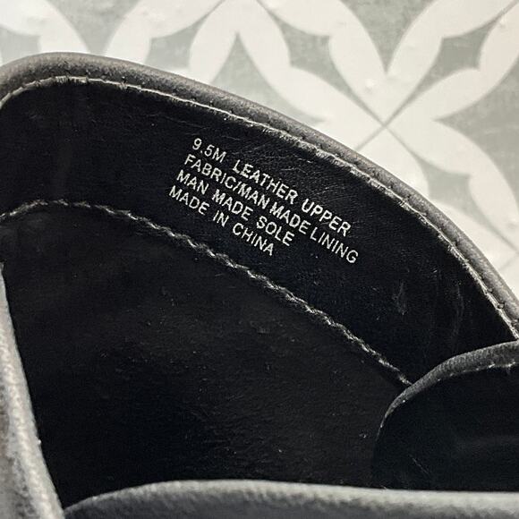 Gianni Bini Black Leather Western Wedge Heel Zip Back Ankle Bootie Women 9.5M - Picture 10 of 10